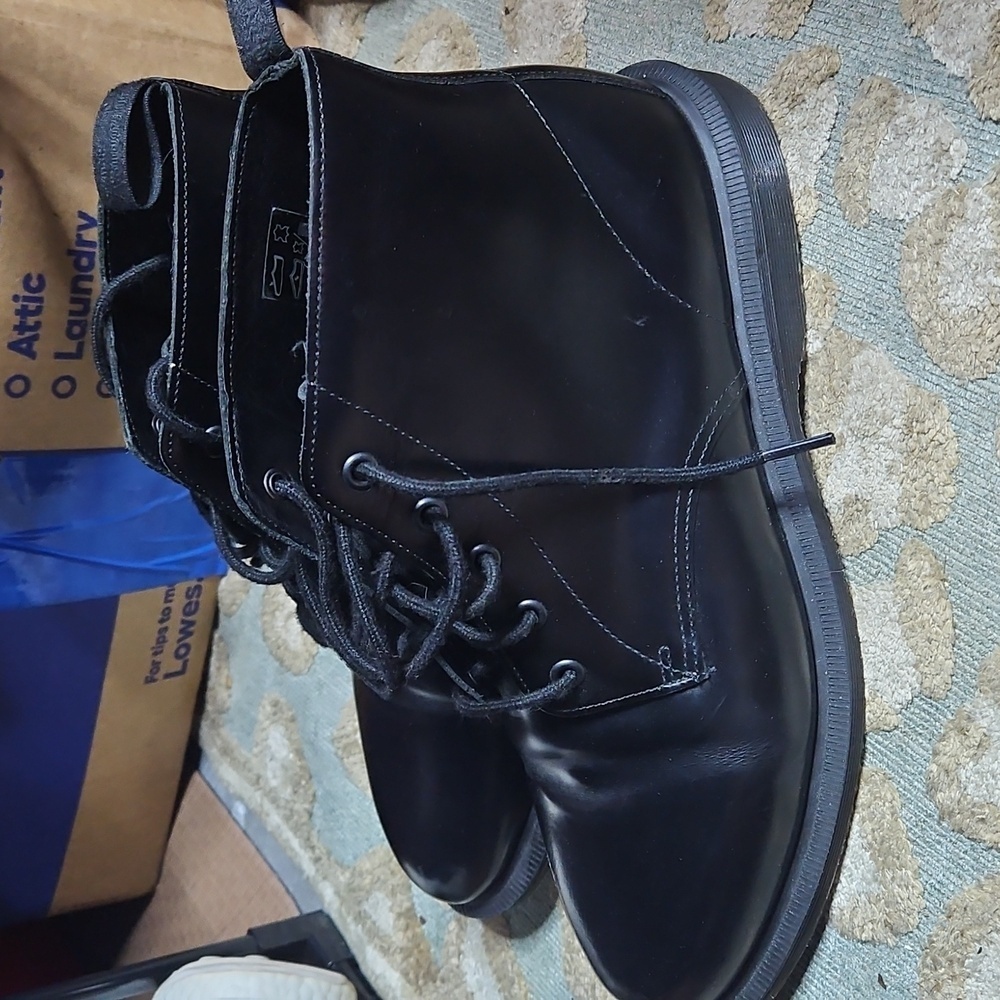 Dr. Martens Black Mens Boots